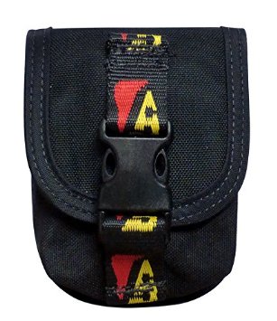 Dive Rite Travel Weight Pocket holds up to 4lbs of lead in a nylon pouch with a 2" nylon webbing velcro attachment on the back and a front closure of velcro with a male female plastic clip and velcro