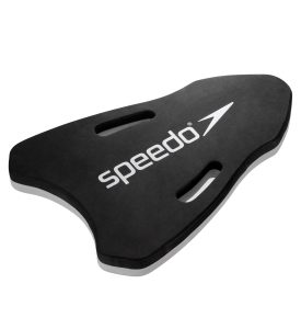 speedo competition II kick board has handles and an ergonomic triangular shape with rounded chest cutout